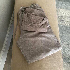 American Eagle Outfit/ Lounge Set in Oatmeal Size M